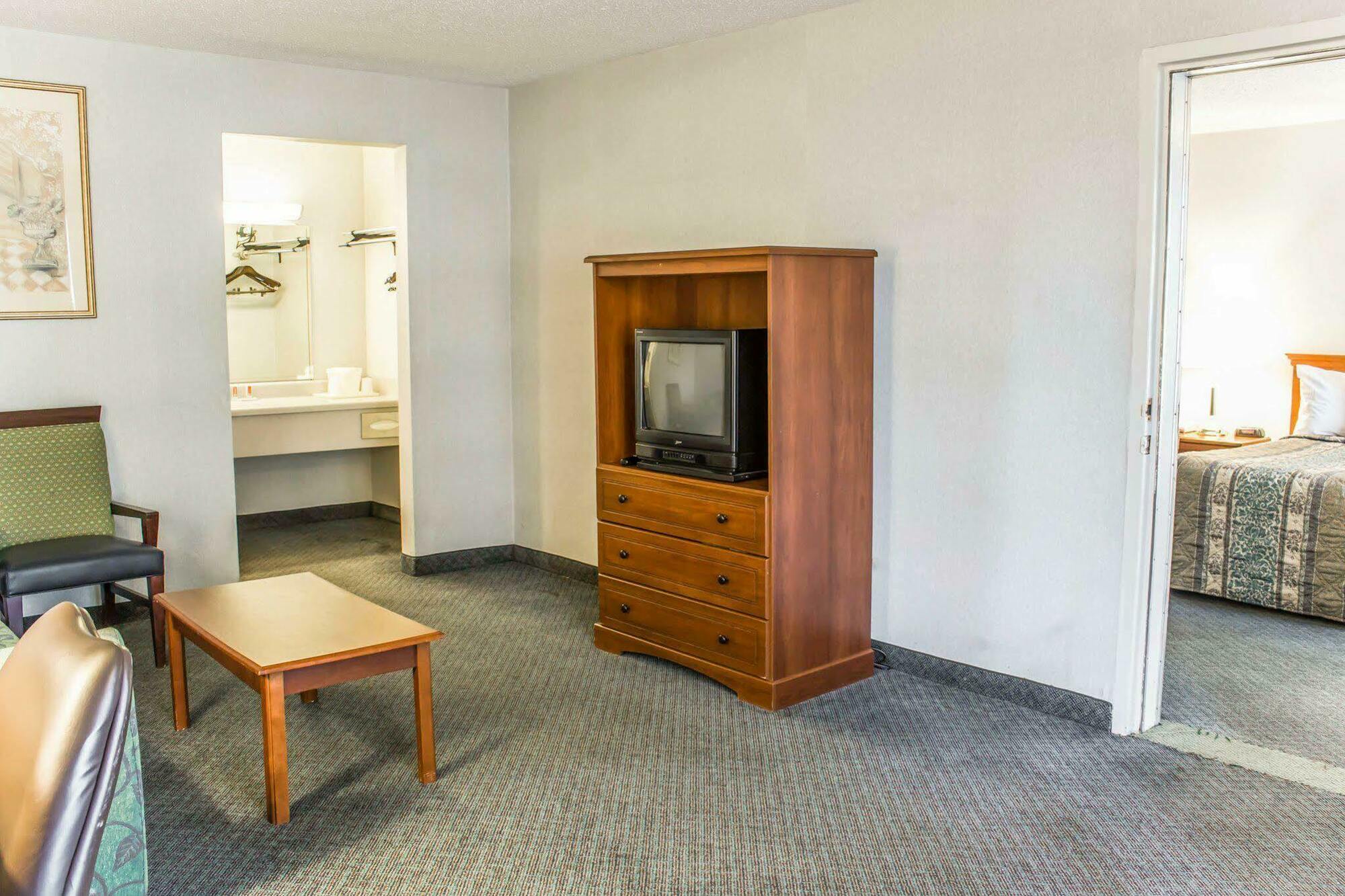 Dayspring Extended Stay Greensboro Eksteriør bilde